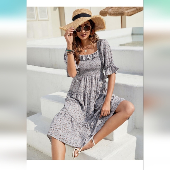 Floral Midi Dress - Picture 14 of 16